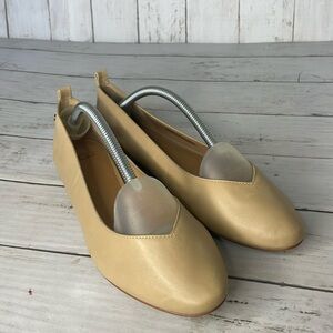 UGG Tan/Nude Leather Lynley Ballet Flat